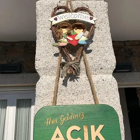 Nocleg ze śniadaniem Ada 2*
